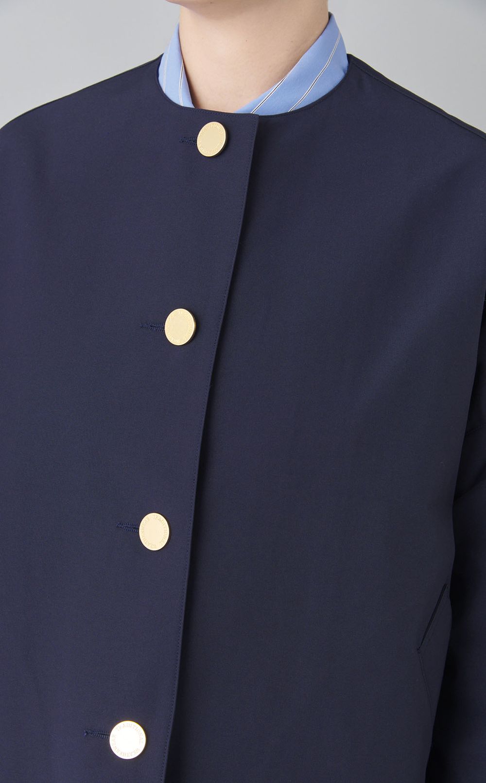 ノーカラーフレアショートコート