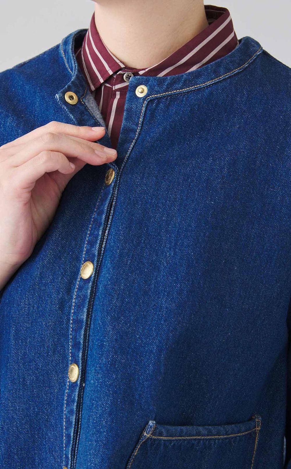 ノーカラーデニムジャケット