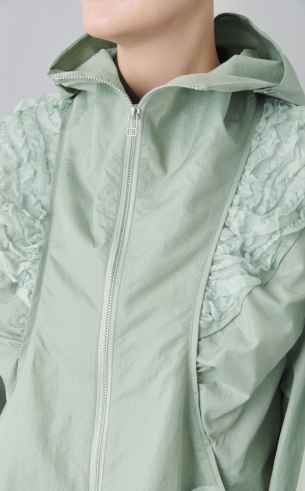 ラッフルシフォンブルゾン