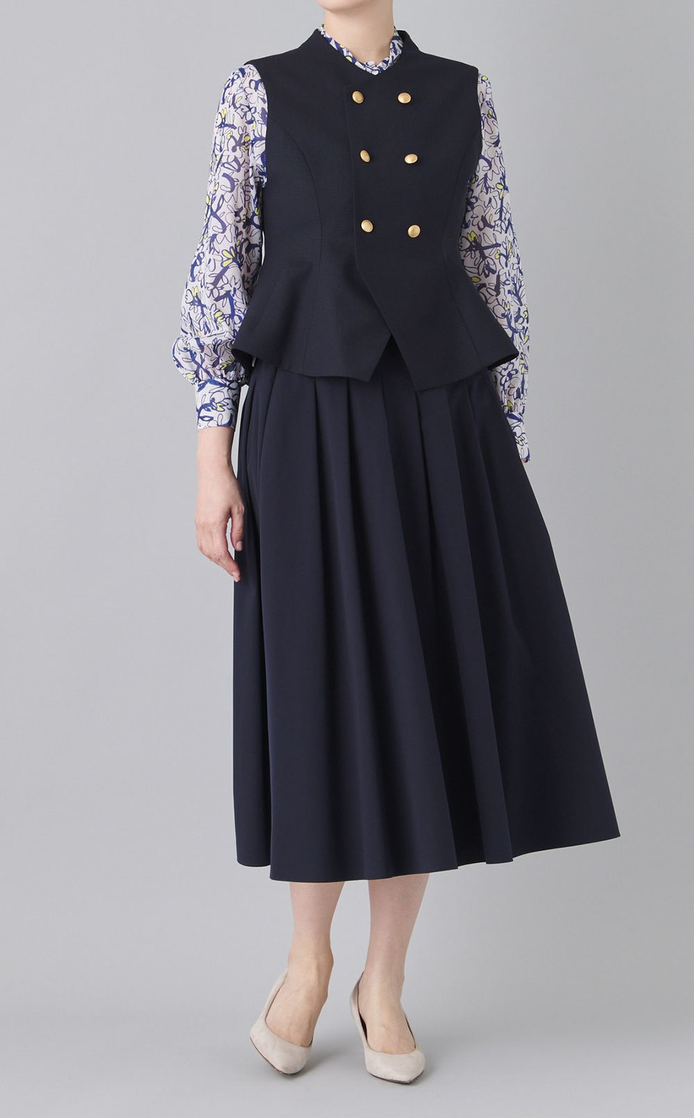 撥水タックフレアスカート