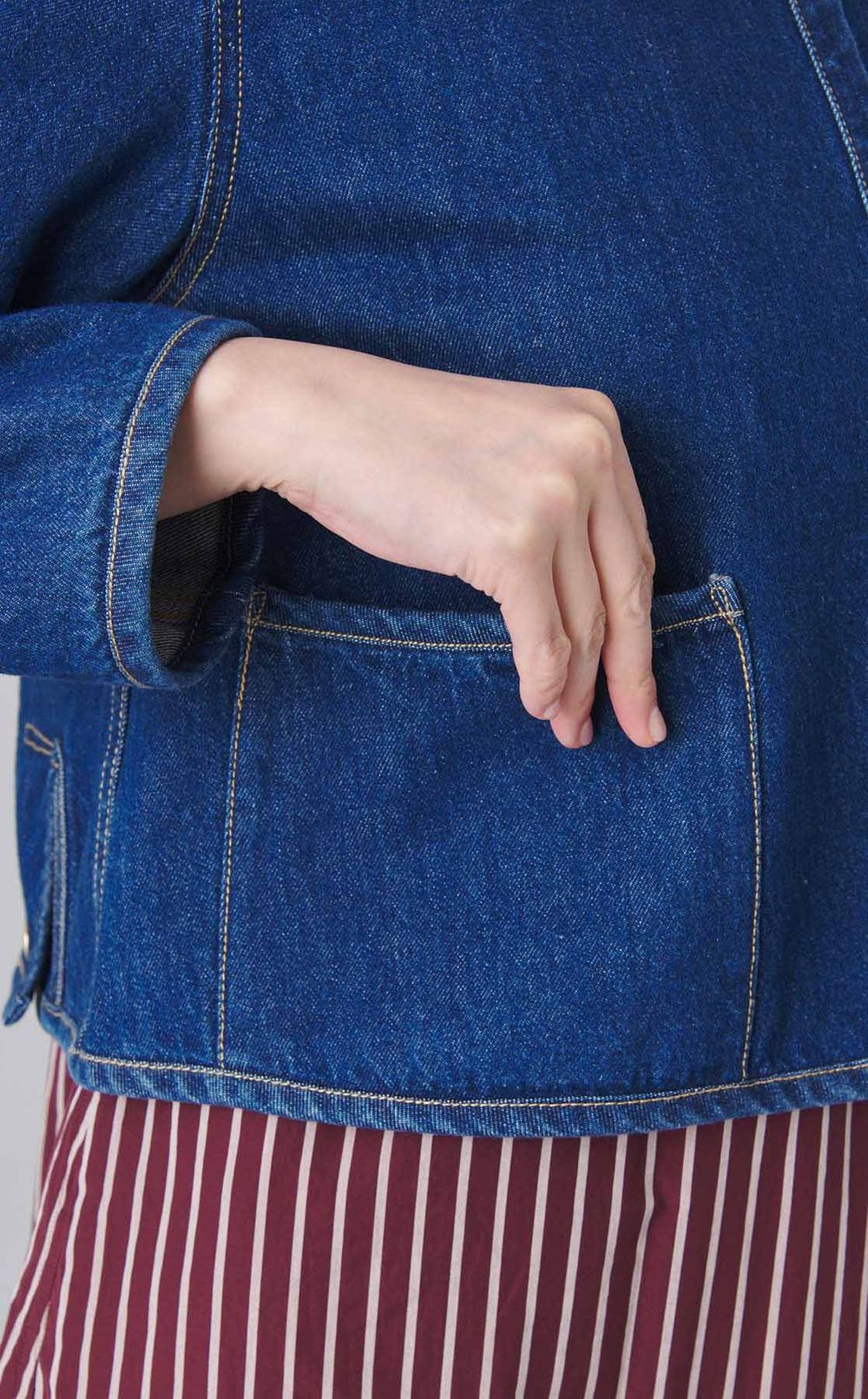 ノーカラーデニムジャケット