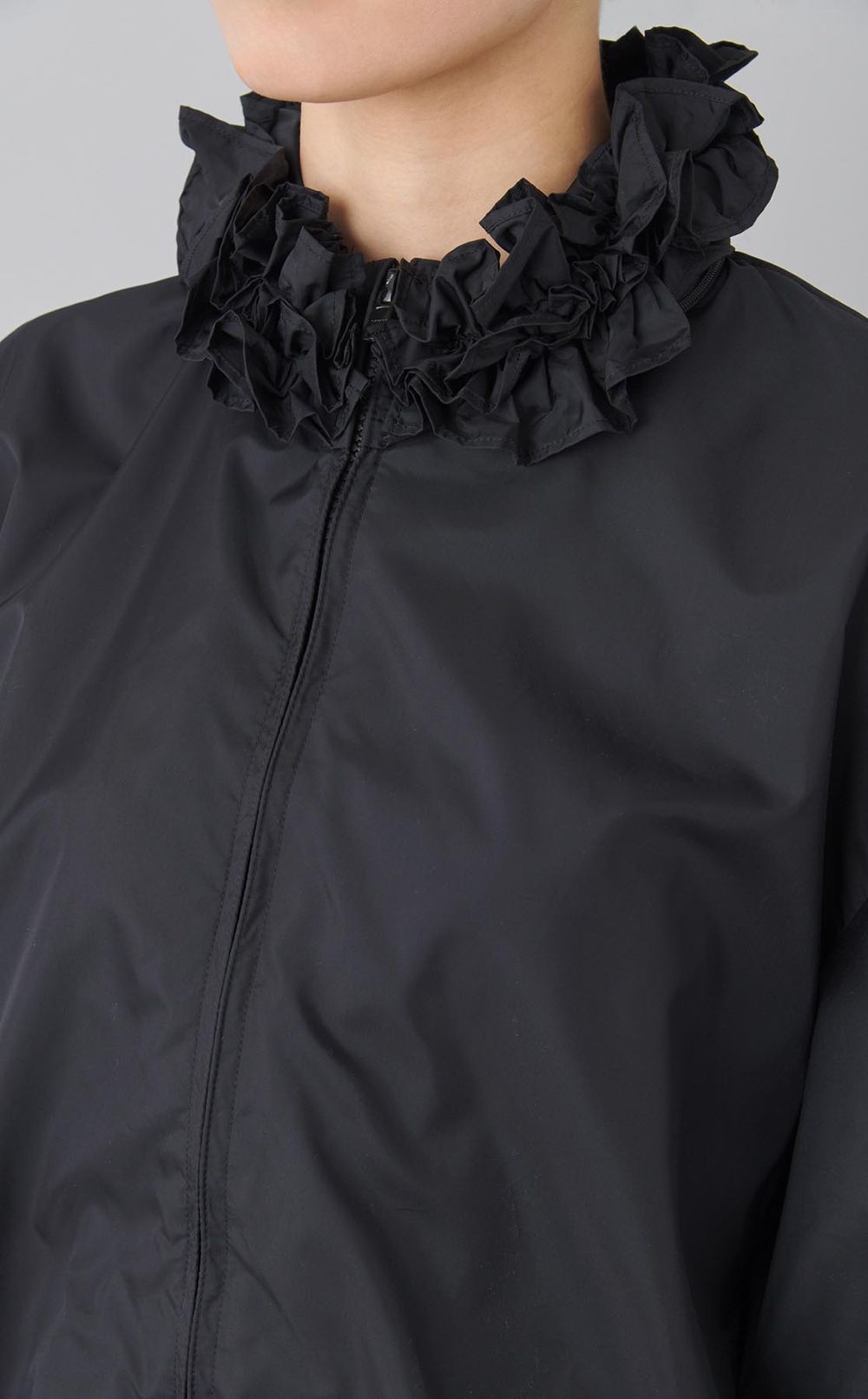 ポケッタブルウィンドブレーカー