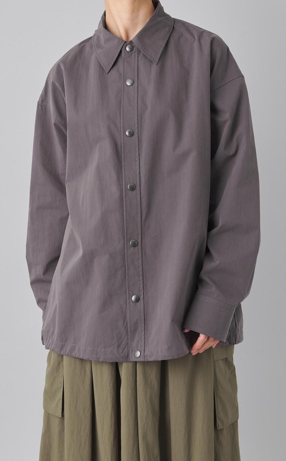 フーディシャツブルゾン