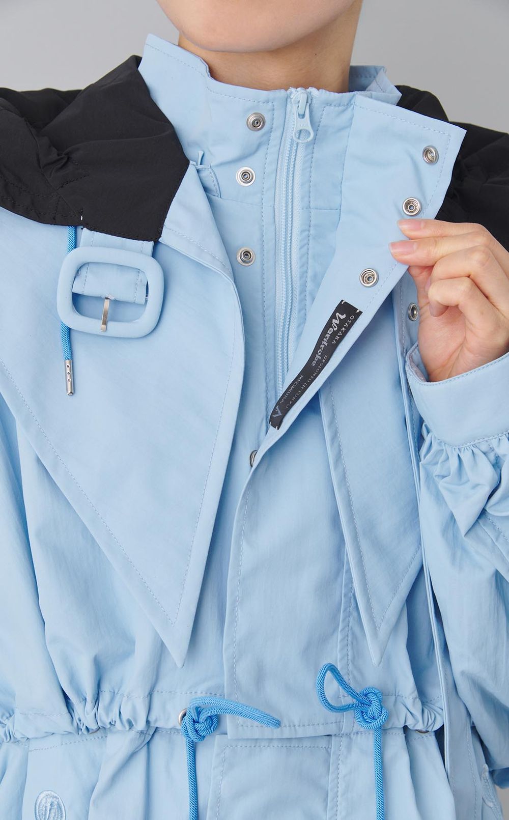 ナイロンピンタックショートブルゾン