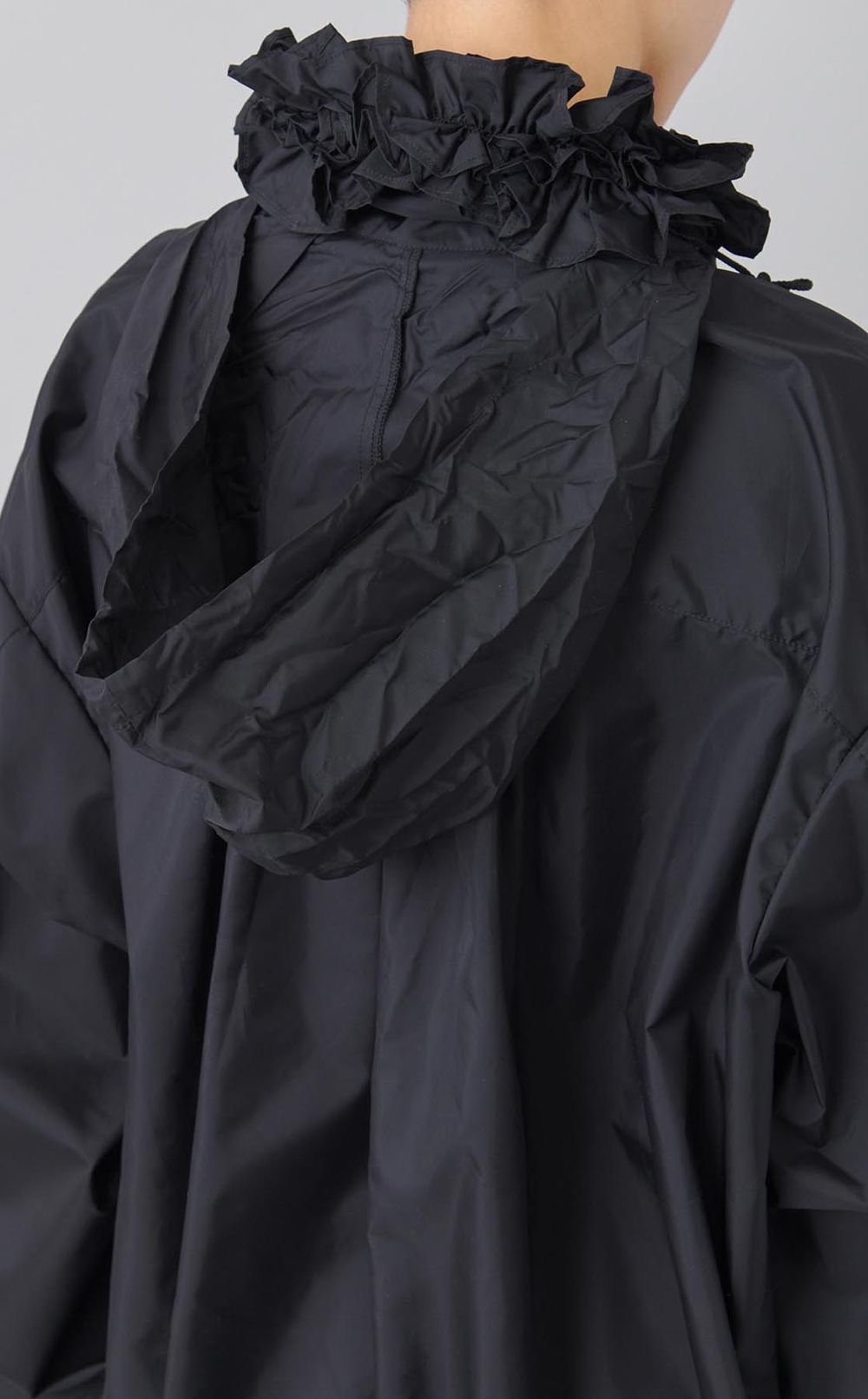 ポケッタブルウィンドブレーカー