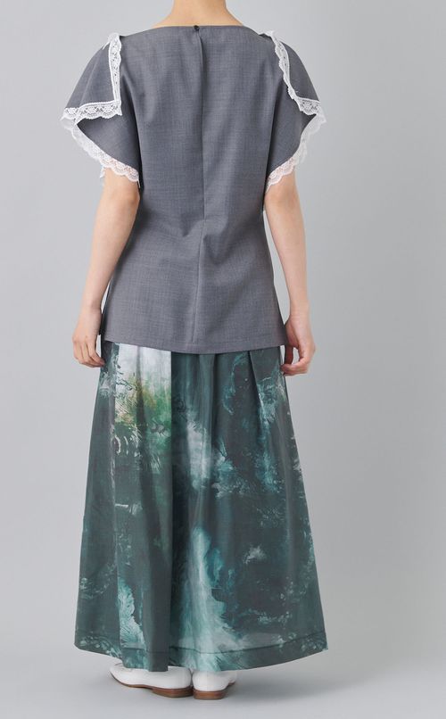 スリットスリーブレーストリムブラウス