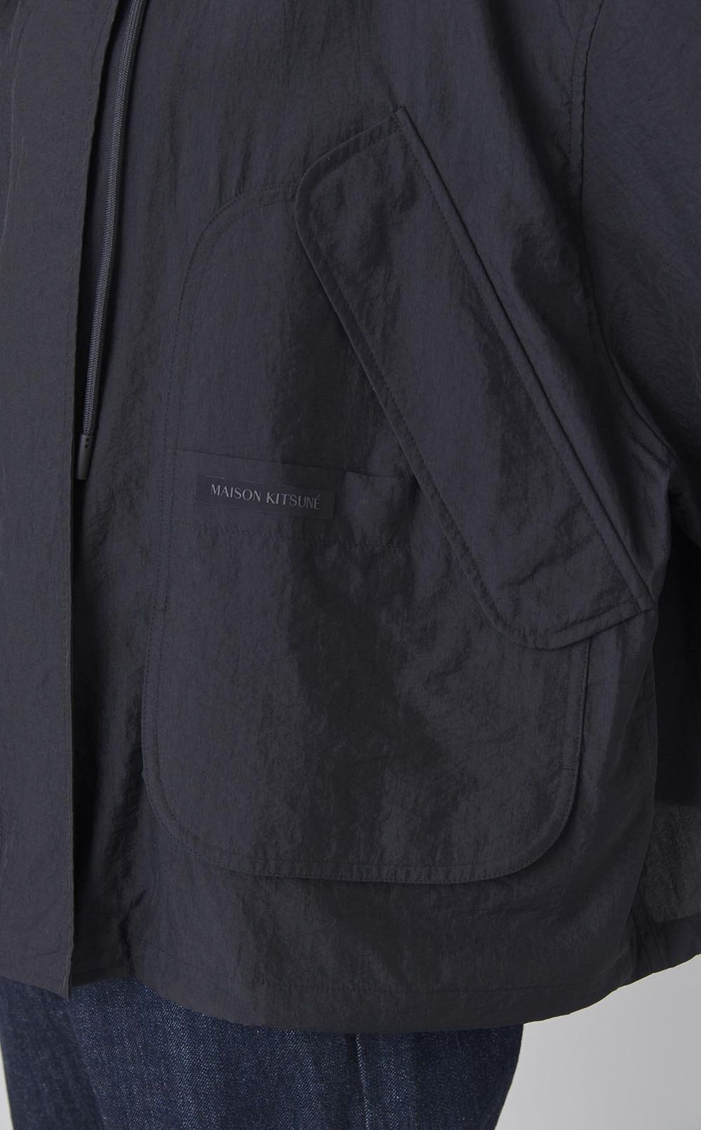 フーディウィンドブレーカー