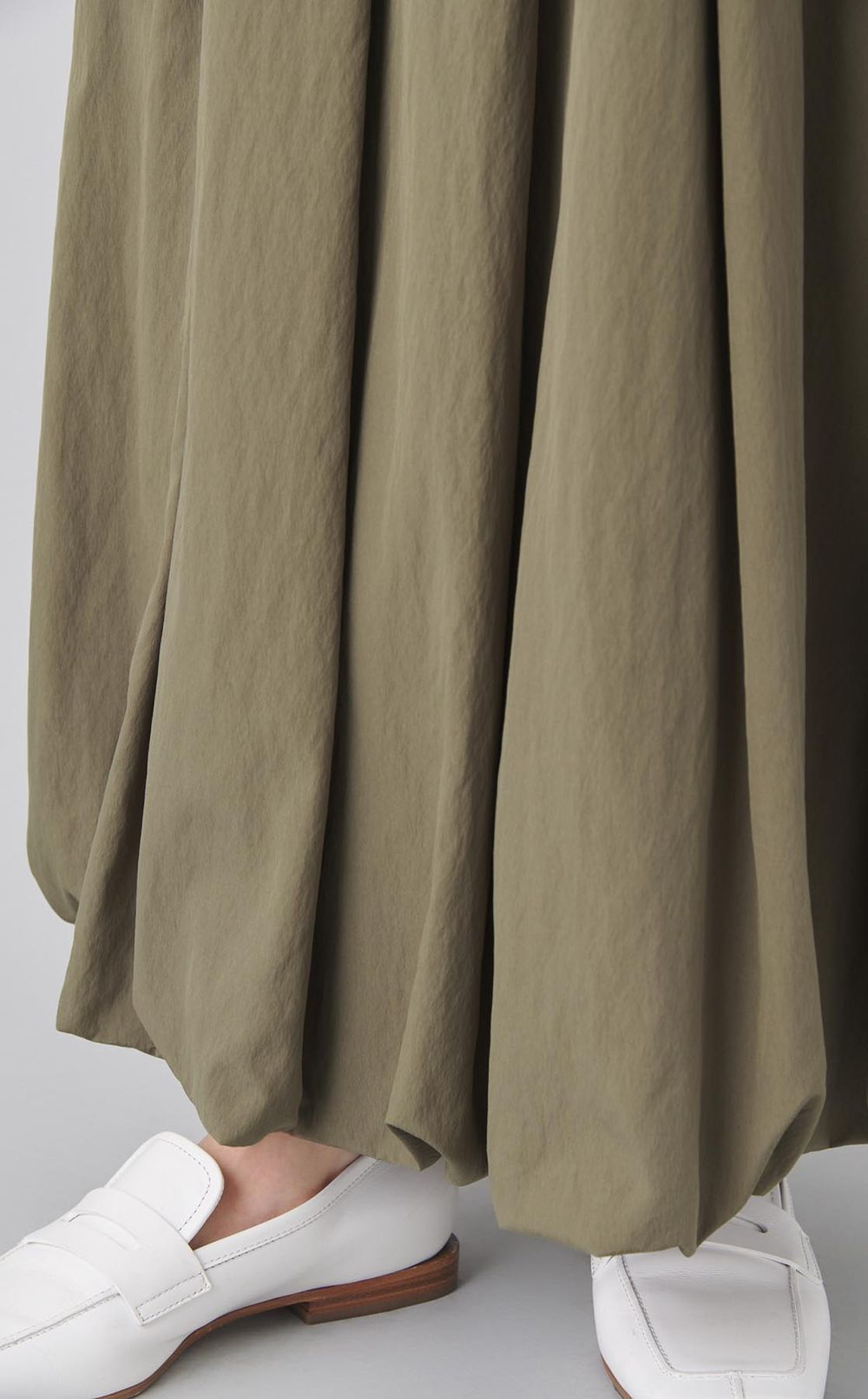 バルーンカーゴイージースカート