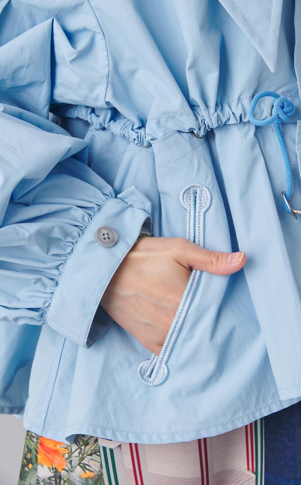 ナイロンピンタックショートブルゾン