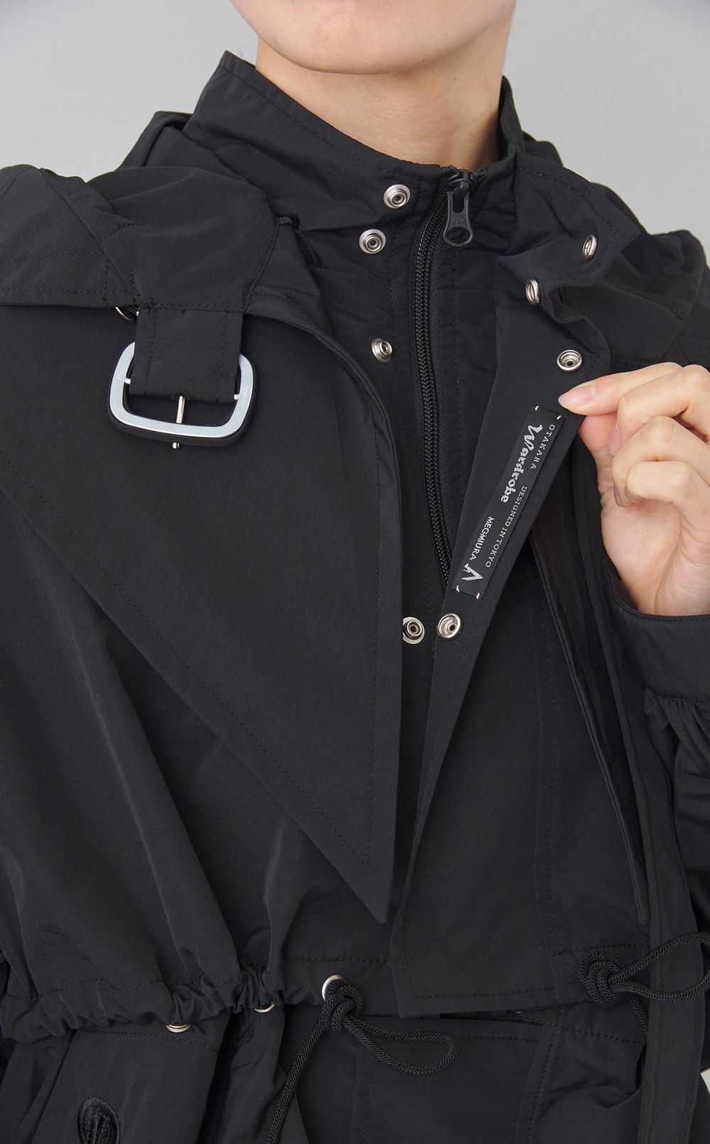 ナイロンピンタックショートブルゾン