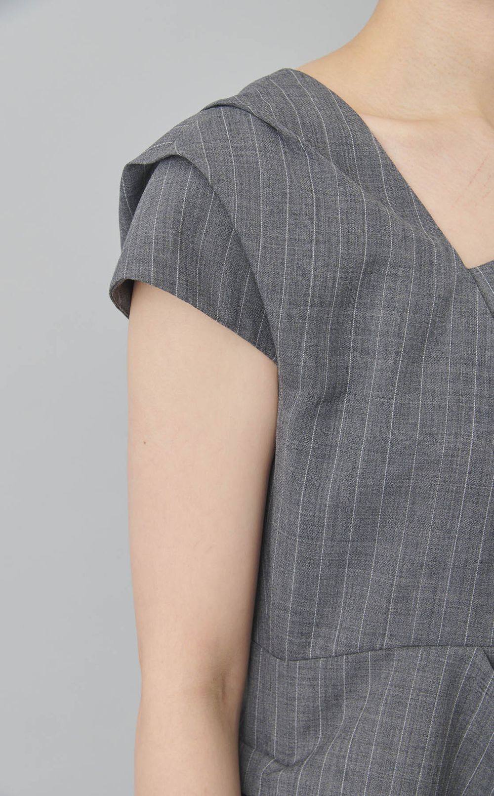 ストライプアシンメトリーワンピース