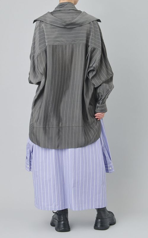 ダブルレイヤードストライプシャツ