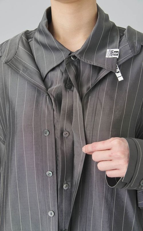 ダブルレイヤードストライプシャツ