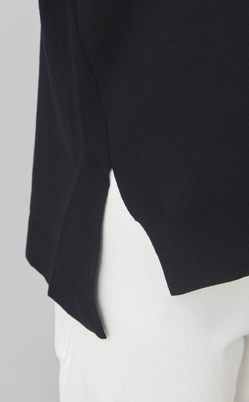 スタンドネックダブルフェイスニット