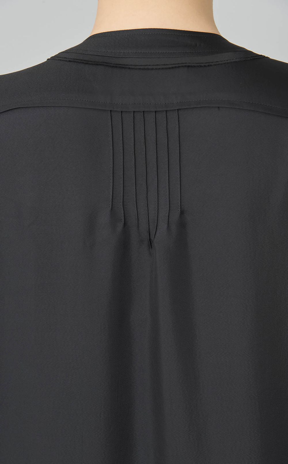 スカーフプリーツミディワンピース