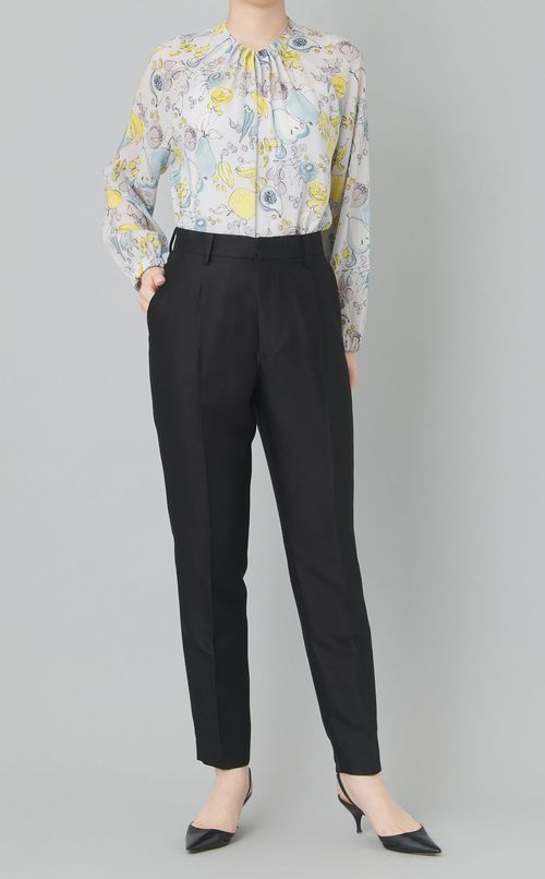 プリントピンチタックブラウス