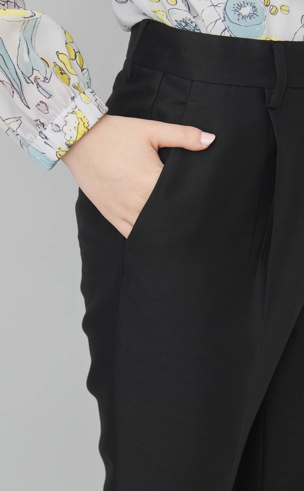 ウールシルクタッサートラウザーズ