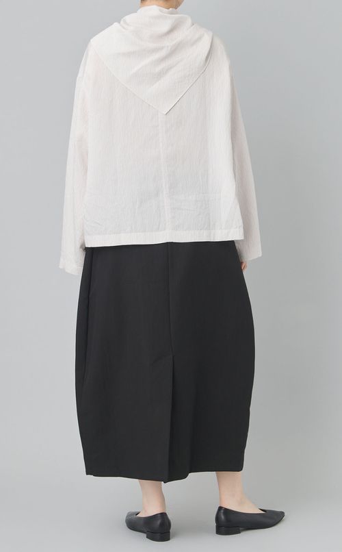 クリンクルストライプスカーフブラウス