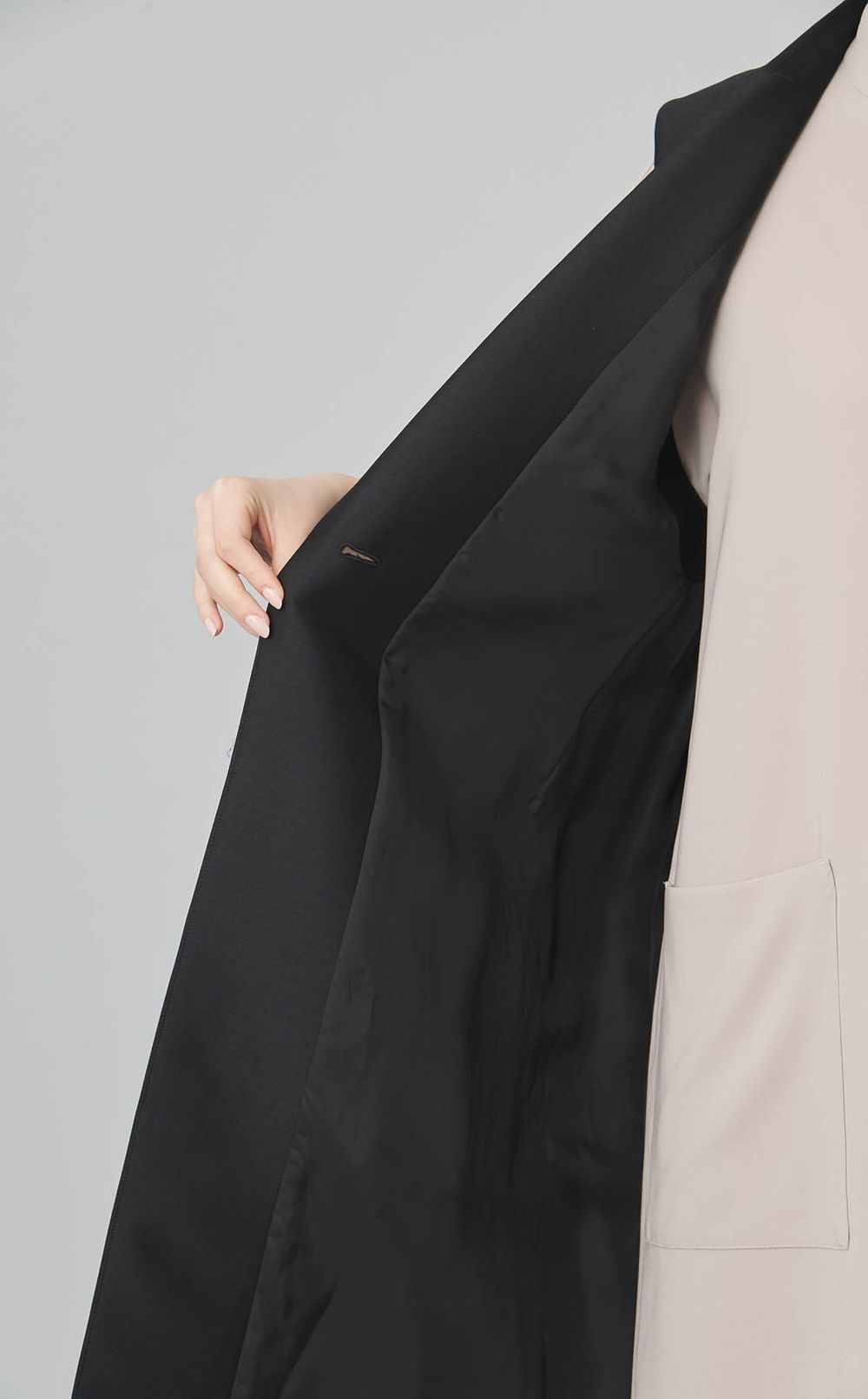 ウールシルクタッサーロングジレ