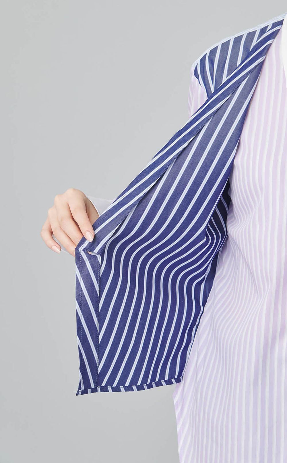 ベストレイヤードストライプシャツ