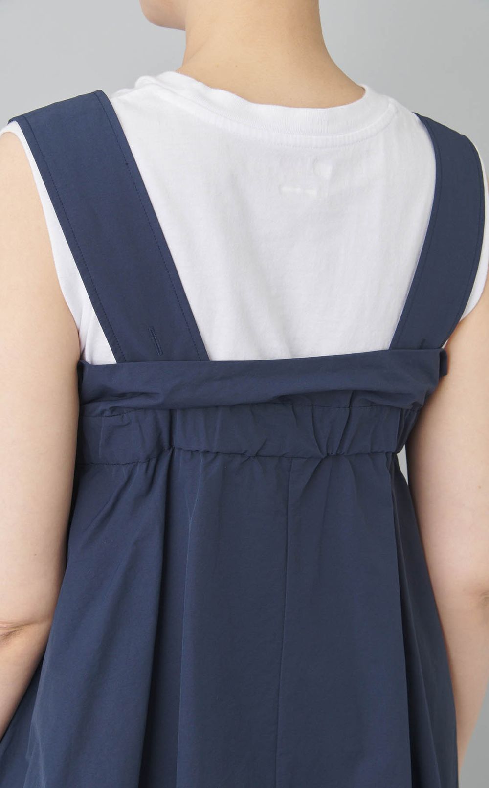 フリルドレープコクーンワンピース