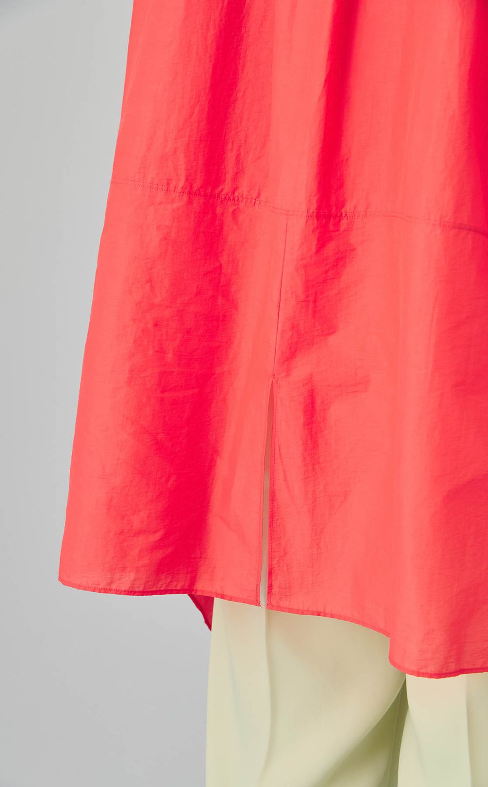 タフタドレープシャツ