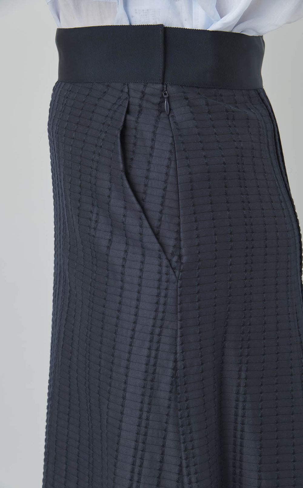 グログランジャガードバックフレアスカート