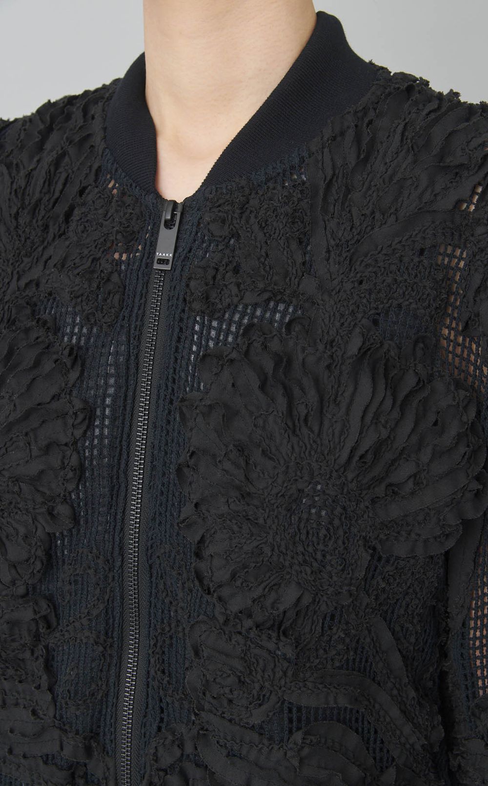 コットンメッシュエンブロイダリーブルゾン