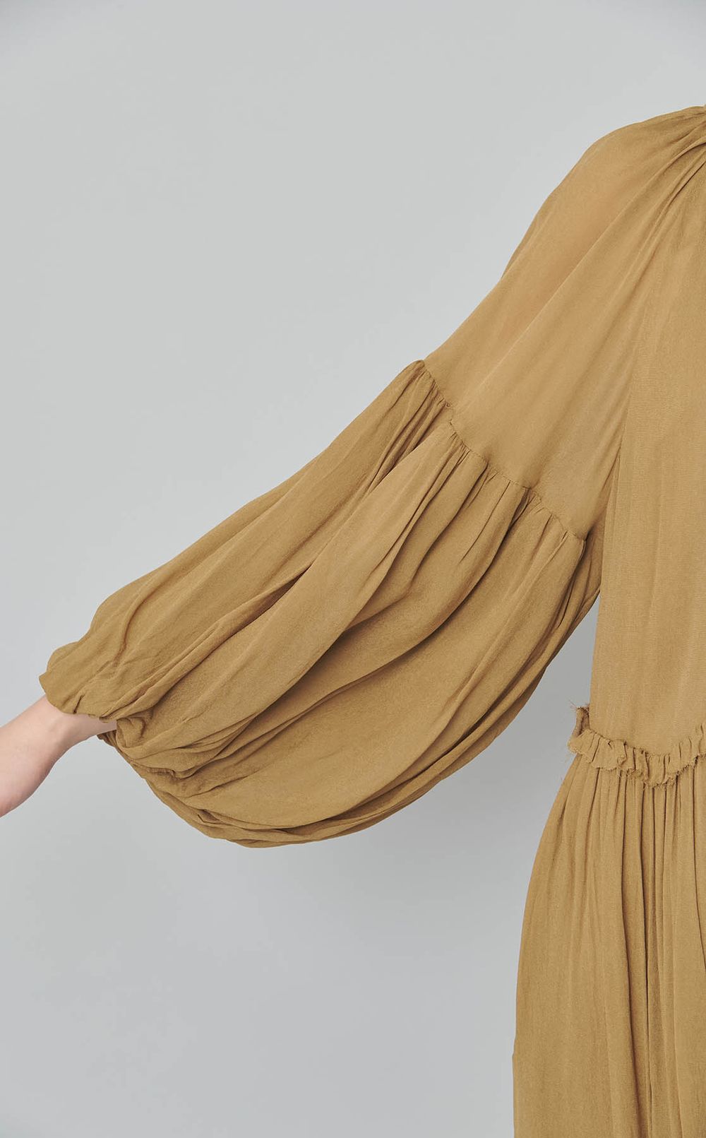 シフォンギャザーワンピース