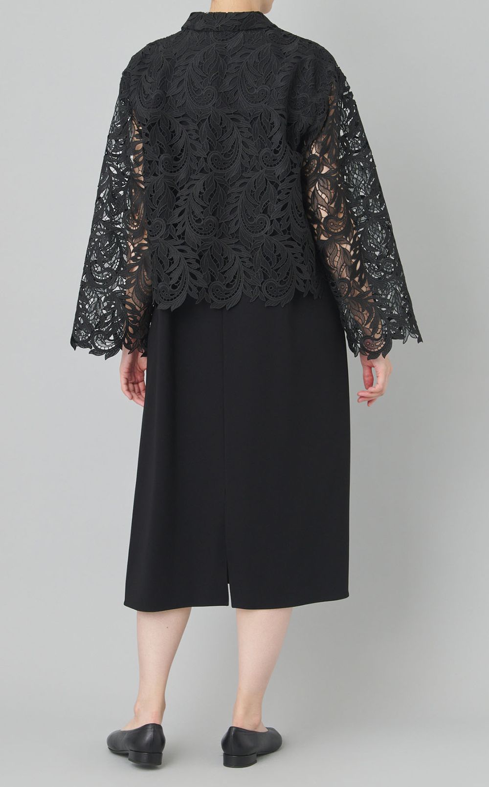 ペイズリーレースショートブラウス