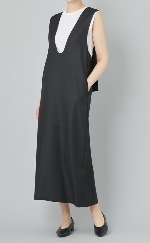 Uネック Iラインジャンパースカート