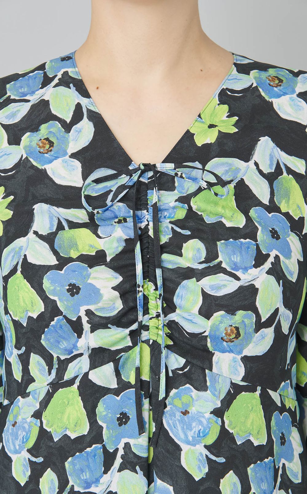 フラワープリントギャザーワンピース