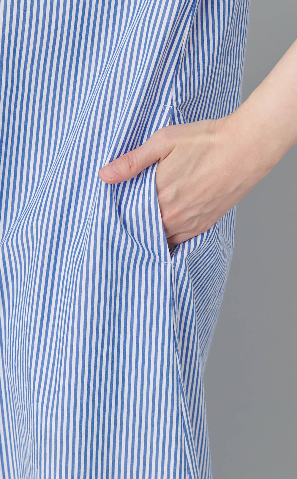 コットンラッフルシャツワンピース