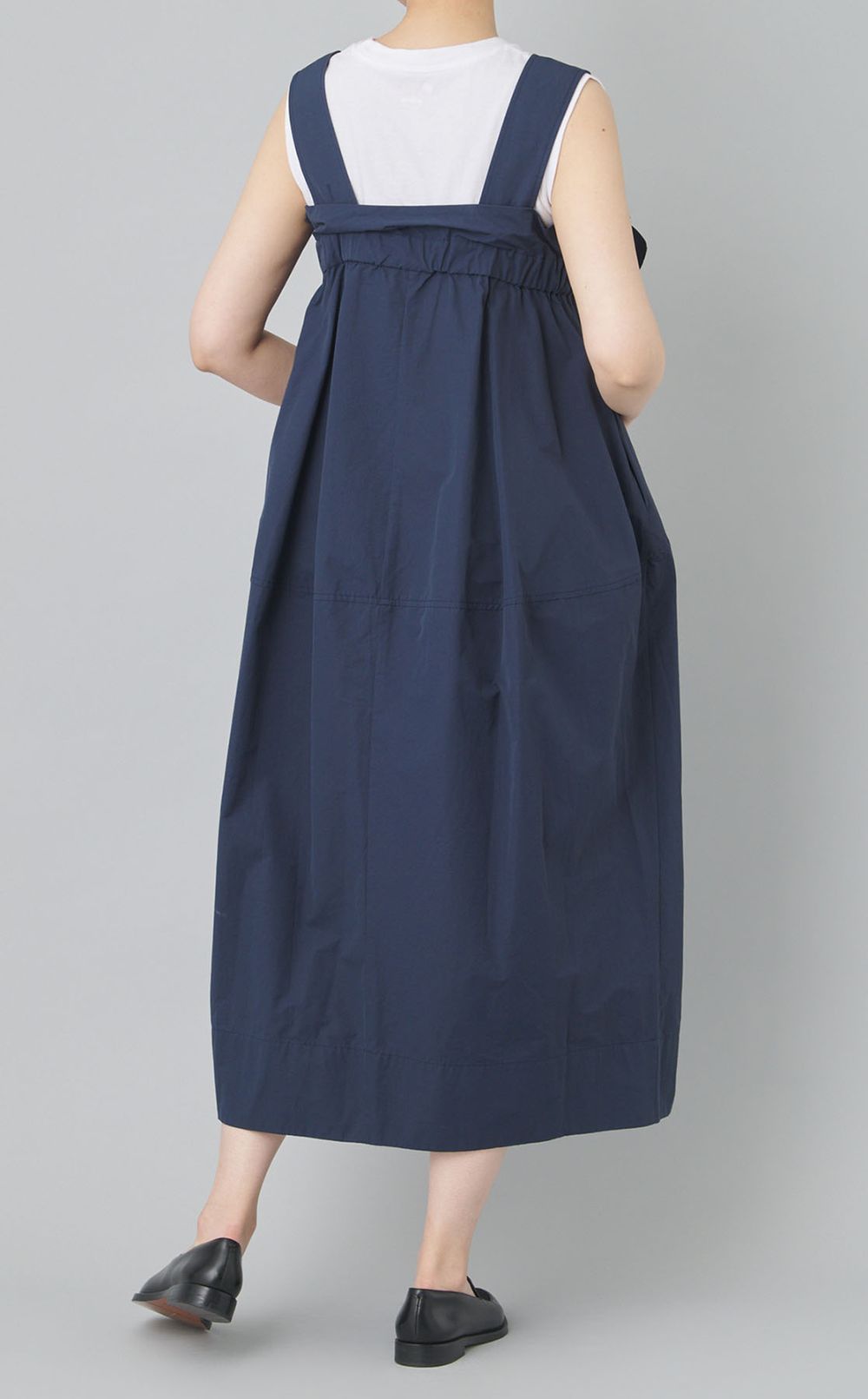 フリルドレープコクーンワンピース