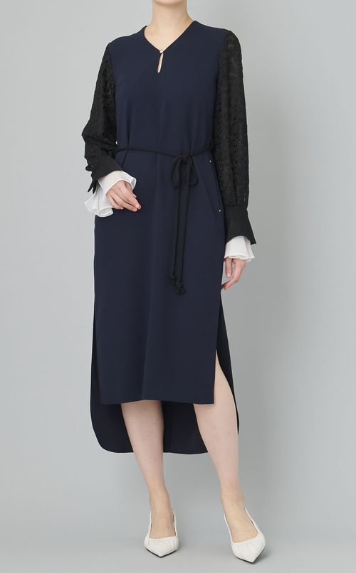 バックサテンエンブロイダリーワンピース