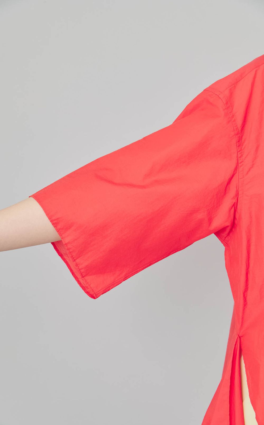 タフタドレープシャツ