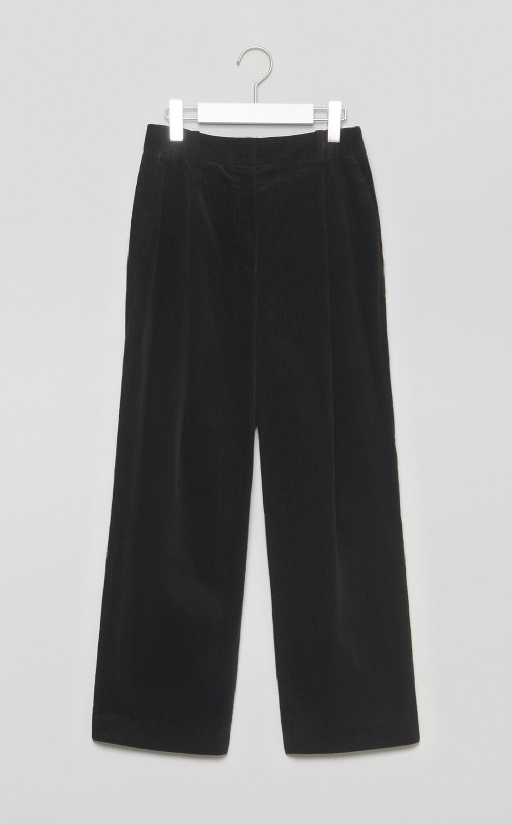 【reADdress】コーデュロイテーパードパンツ