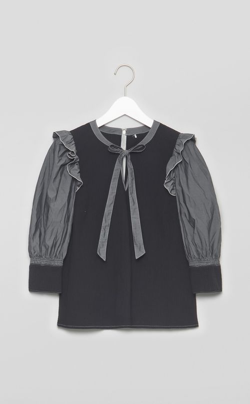 【reADdress】シャーリングフリルブラウス