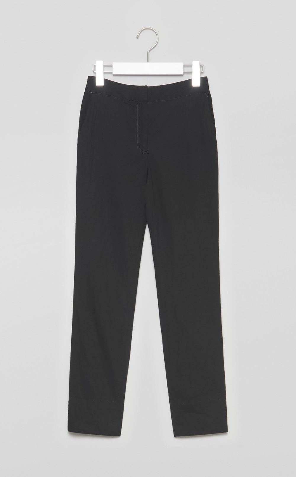 【reADdress】ストレッチテーパードスリムパンツ