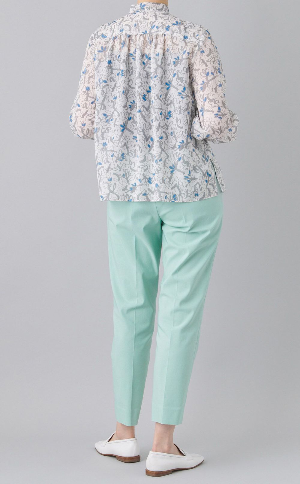 ストレッチテーパードイージーパンツ