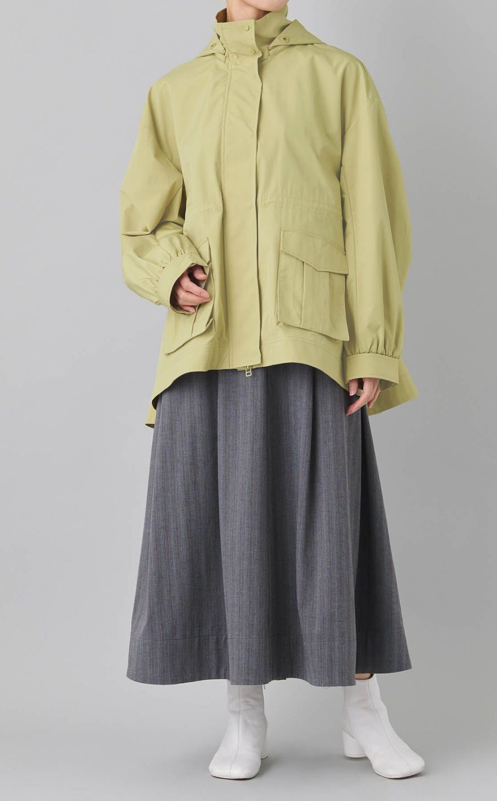 ドローストリングマウンテンブルゾン