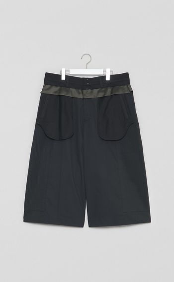 プリーツパネルパンツ