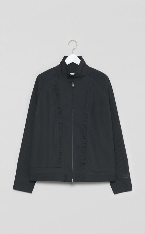 プリーツパネルジャケット