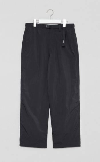 コンパクトパンツ