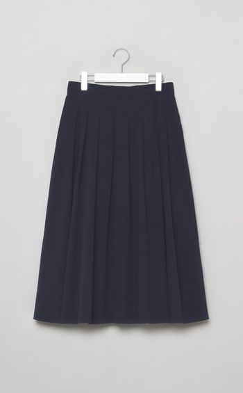 撥水タックフレアスカート