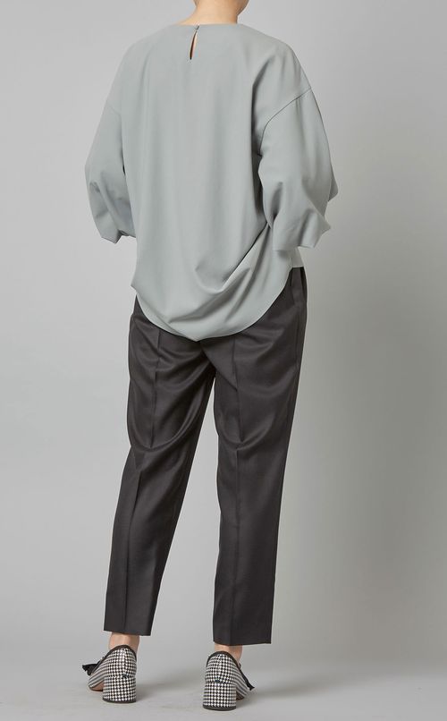 ボリュームスリーブブラウス