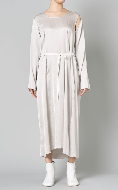 カットスリーブベルテッドロングワンピース