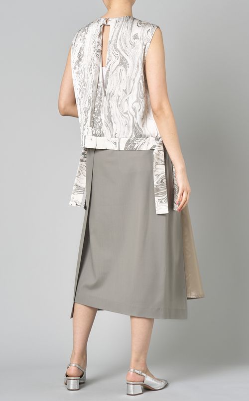 マーブルプリントバックスリッ卜ブラウス