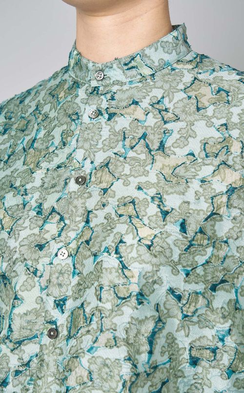 プリントスタンドネックシャツ