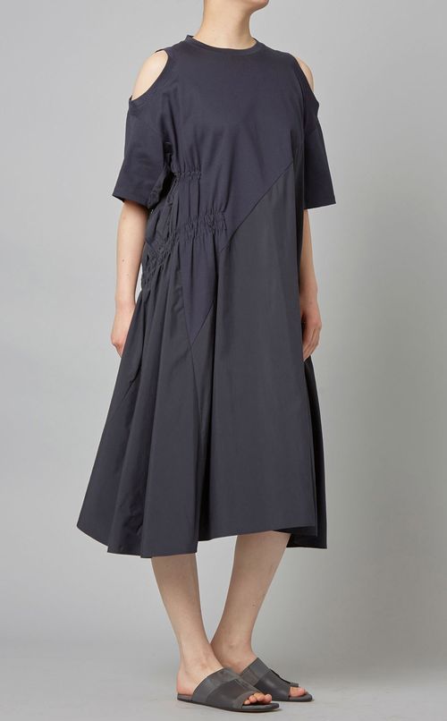 シャーリングデザインワンピース